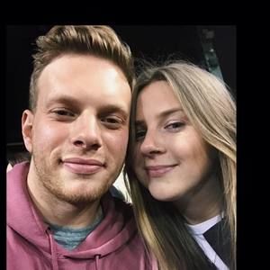 Meet your Posher, Riley